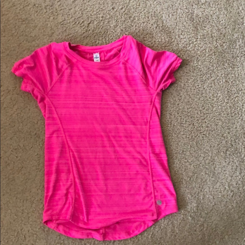 Hot pink tee